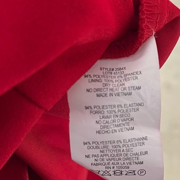 XSCAPE Off-The-Shoulder Sweetheart Jumpsuit - Picture 10 of 11